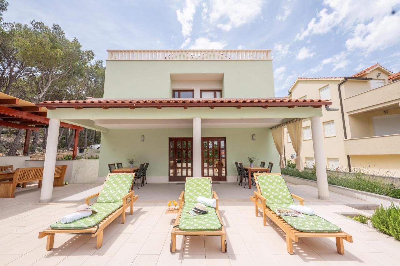 Villa Kalinic ミルナ エクステリア 写真